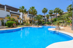 Cubo's Beach & Golf Marbella